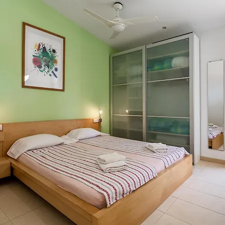 Exclusive With Pool Seaview