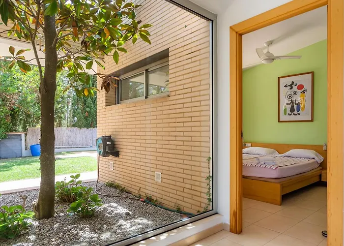 Exclusive With Pool Seaview *