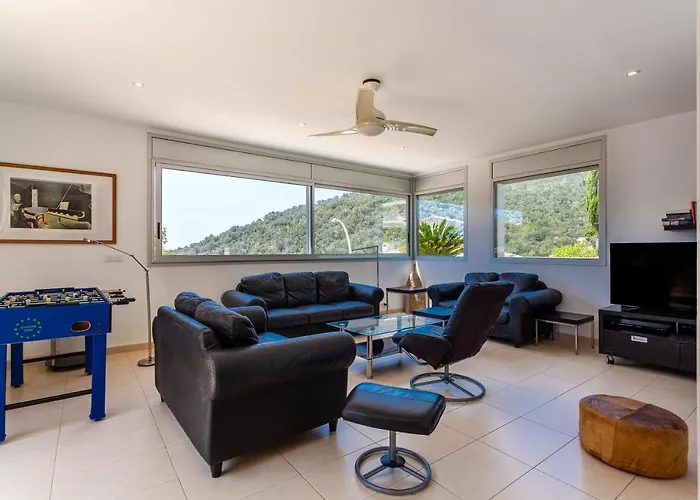 Villa Exclusive With Pool Seaview Tossa de Mar